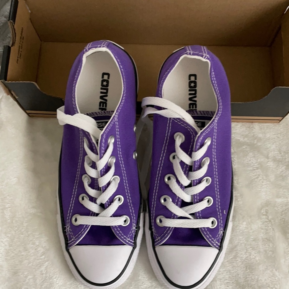 Purple Converse - Size 6 Women’s